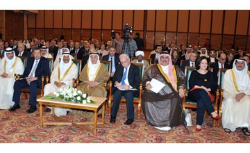 اهتمام بتعزيز العمل الدبلوماسي العام والتنموي