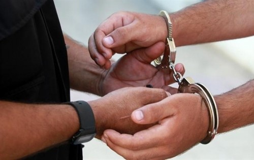 مباحث خان يونس تلقي القبض على لص "لابتوبات"