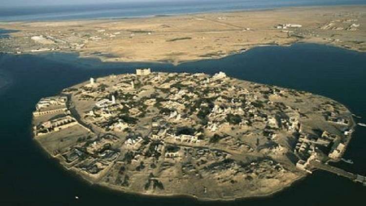 تركيا تبدأ أولى إجراءاتها لترميم جزيرة "سواكن" في البحر الأحمر