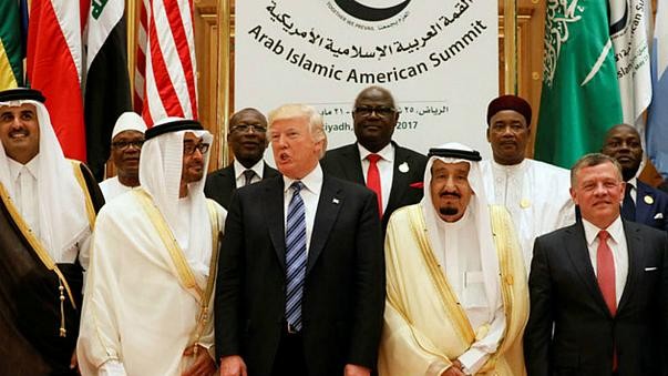 لقاءات مرتقبة تجمع ترمب مع بن سلمان وتميم وبن زايد