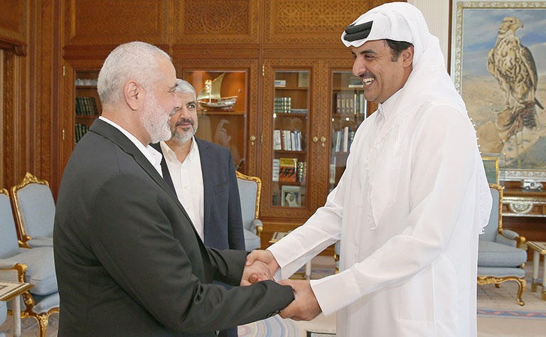 هنية يطلع أمير قطر على أوضاع المصالحة الوطنية