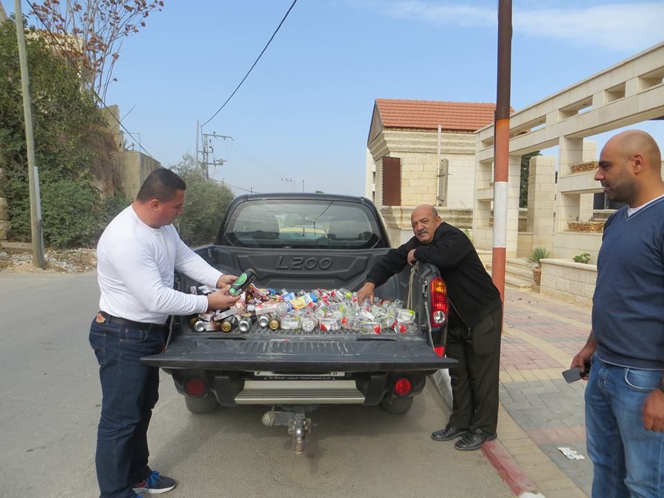 جنين: ضبط وإتلاف مشروبات غازية منتهية الصلاحية