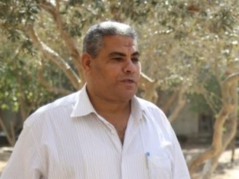 عائلة "النحال" تصدر بياناً حول قضية الاعتداء على المدرس "أبو رحمة"