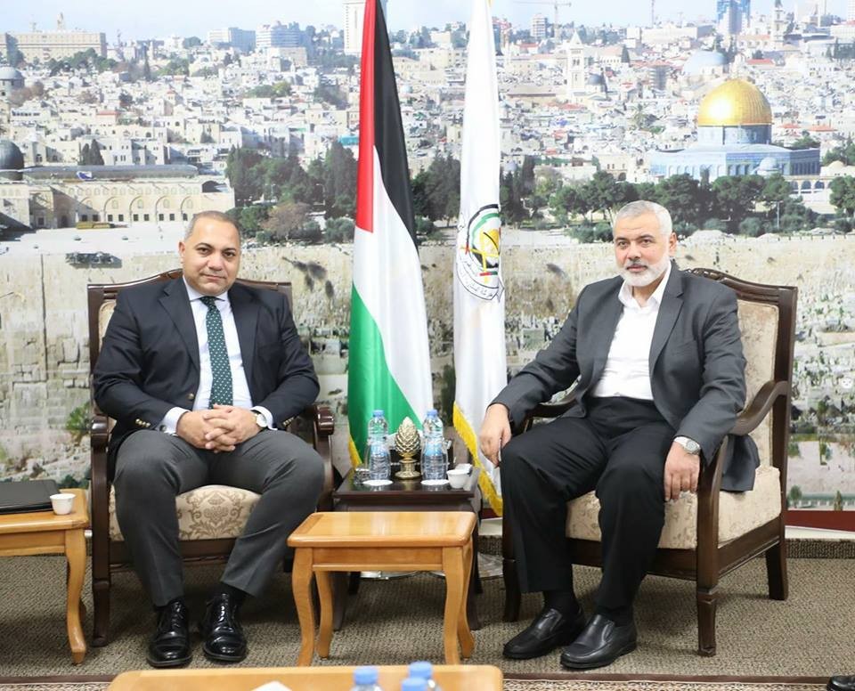بالصور: بدء لقاء مهم لـ"هنية" مع الوفد الأمني المصري المتواجد بغزة 
