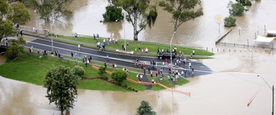 إجلاء آلاف المواطنين استعداداً لمواجهة إعصار قوي في أستراليا