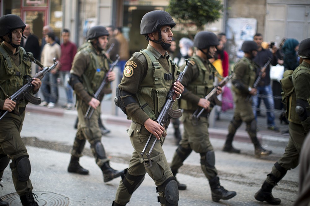 الكشف عن إحالة دفعة جديدة من موظفي السلطة للتقاعد المبكر 