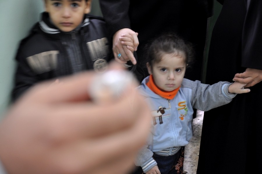 الصحة تُعقّب على قرار احتلالي يحظر إدخال تطعميات خاصة بالأطفال