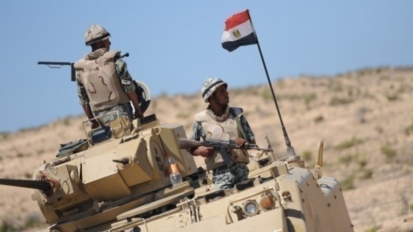 الجيش المصري: مقتل 21 إرهابياً واعتقال المئات بـ"سيناء"