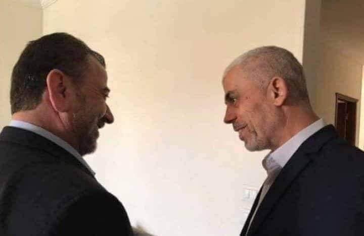 قناة عبرية تزعم رفض "السنوار" لتوقيع اتفاق التهدئة مع إسرائيل