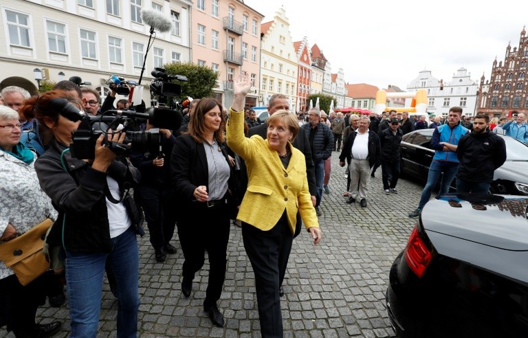 فتح مراكز الاقتراع للانتخابات التشريعية في ألمانيا