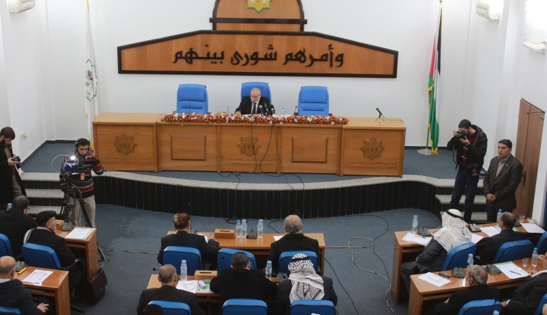 "التشريعي": اللجنة الحكومية بغزة تعاني عجزًا ماليًا بـ 116 مليون شيكل