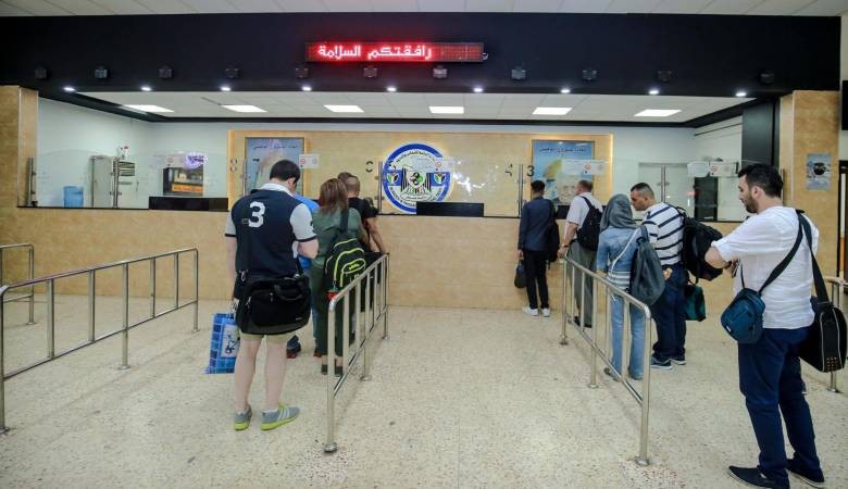 محاميان مقدسيان يكسبان دعوى قضائية حول السفر عبر معبر "الكرامة"