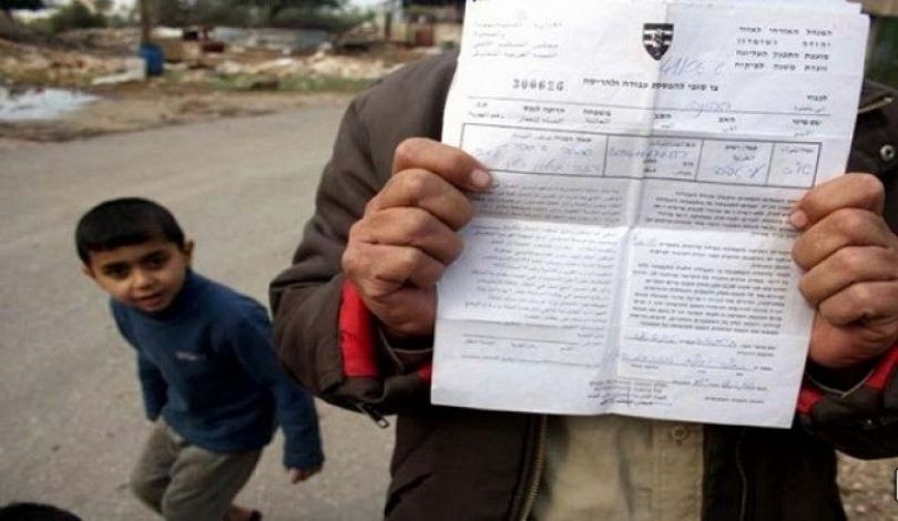 الاحتلال يوزع إخطارات هدم منازل في سلوان