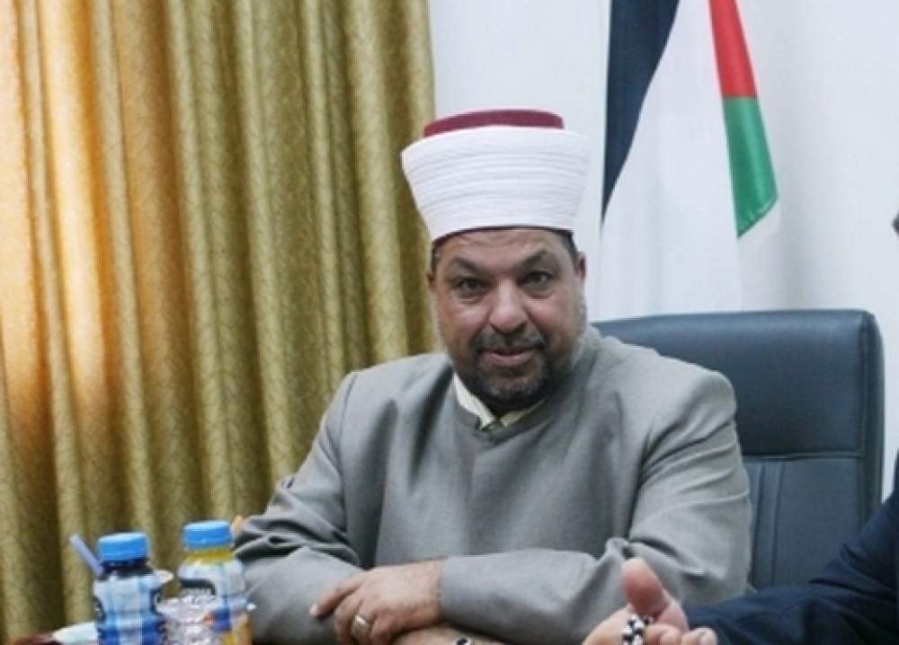 ادعيس يتفقد مقام النبي صالح التاريخي