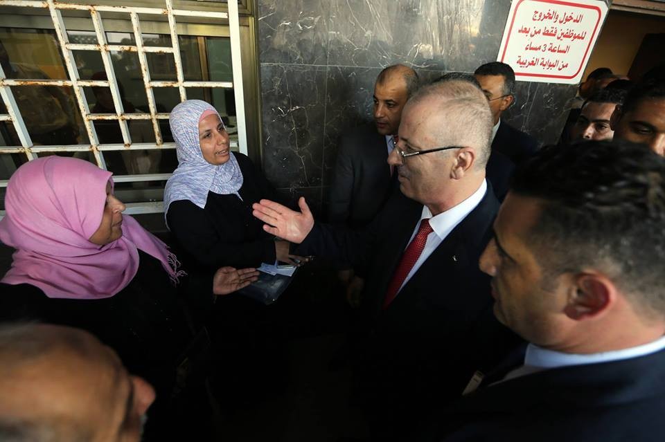 بمشاركة وزراء الحكومة