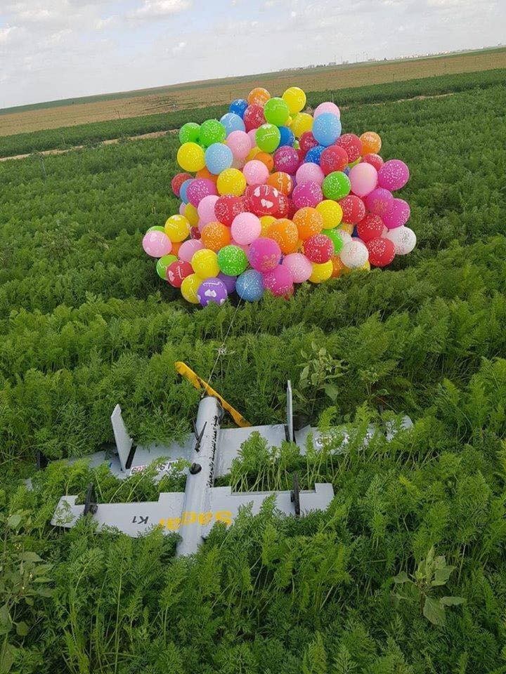 الاحتلال يزعم سقوط جسم طائر في حقول مستوطنات غلاف غزة
