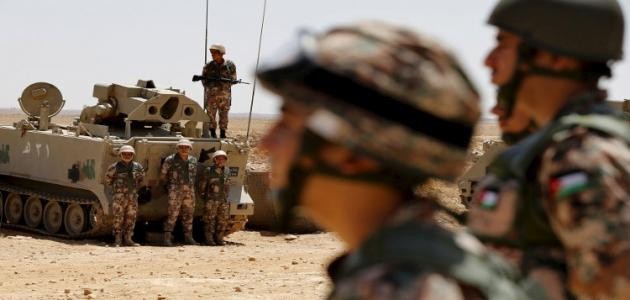 الجيش الأردني يتصدى لعناصر داعش على حدود المملكة