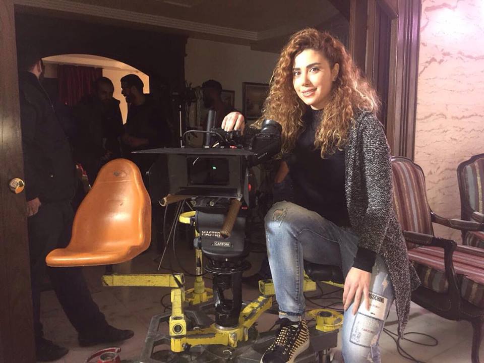 بالصور: اللبنانية "نور صعب" تُنهي تصوير مسلسل "سايكو"