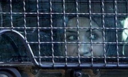 الخليل: وقفة تضامنية مع الأسيرات في سجون الاحتلال