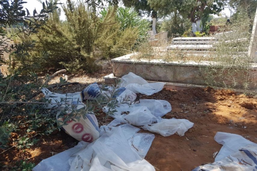 دعاوى احتلالية وأوامر بمنع دفن المسلمين وإخلاء موتى بمقبرة طاسو في يافا
