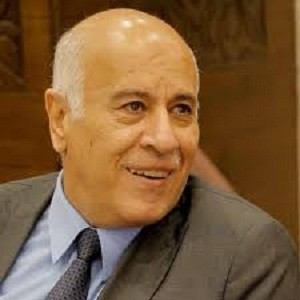 الرجوب يصل القاهرة في زيارة رسمية تستغرق عدة أيام
