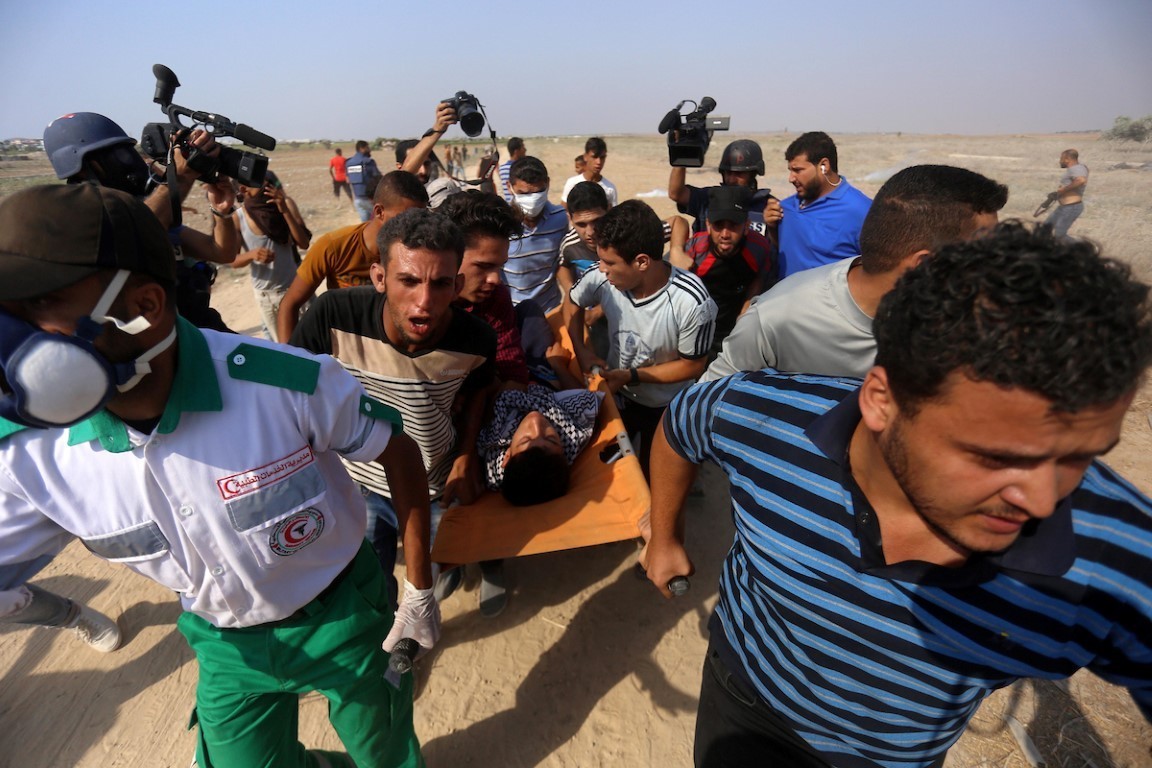 صورة: إصابة سائق شاحنة برصاص الاحتلال قرب شواطئ زيكيم شمال القطاع