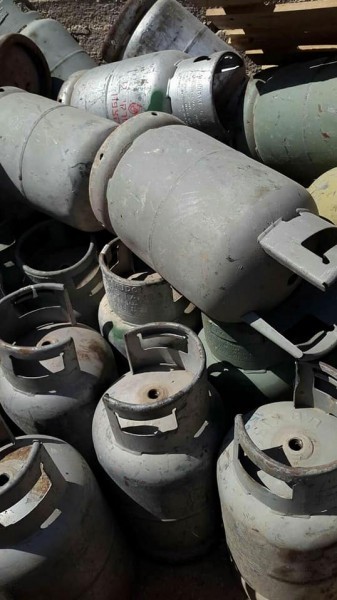 ضبط 68 اسطوانة غاز غير صالحة للاستعمال في بيت لقيا