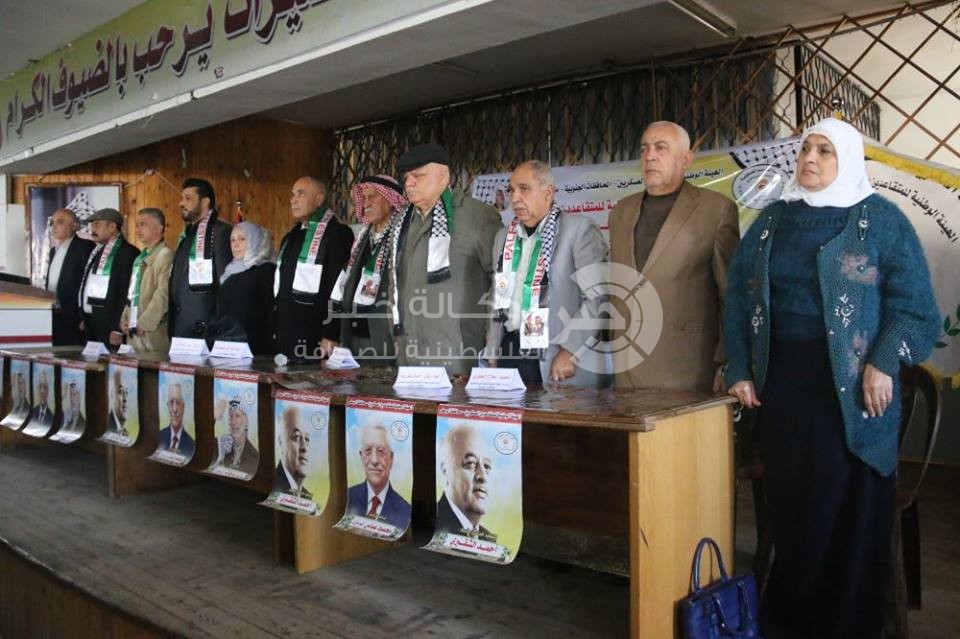 بالصور: هيئة المتقاعدين تُنظم ندوة سياسية للقدس وسط غزة