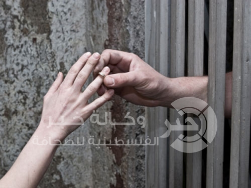 لأول مرة .. الاحتلال يسمح لأسير بلقاء خطيبته المعتقلة