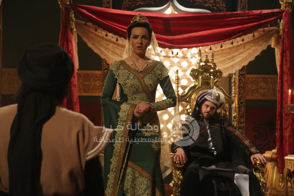 صفاء سلطان وأوراق التوت