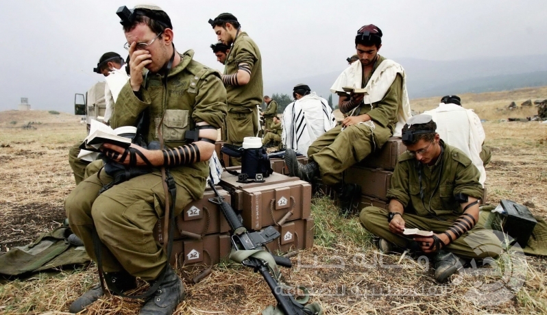 السماح لجنود الاحتلال بقضاء اجازاتهم مع أسلحتهم لقتل الفلسطينيين!