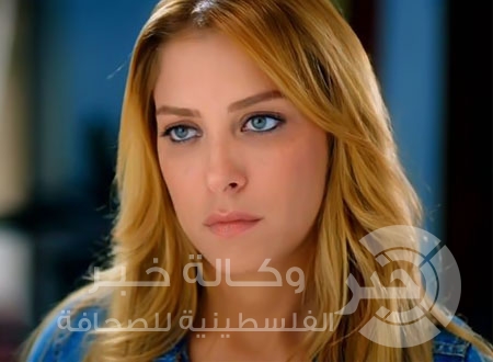 ريم مصطفى تضج أنوثة في جلسة تصوير جريئة على الشاطئ