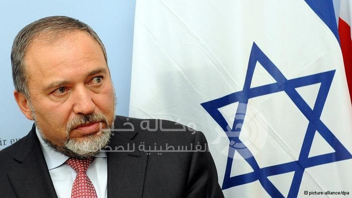 الاحتلال يسمح بتوزيع "شارلي ابدو" المسيء للنبي محمد