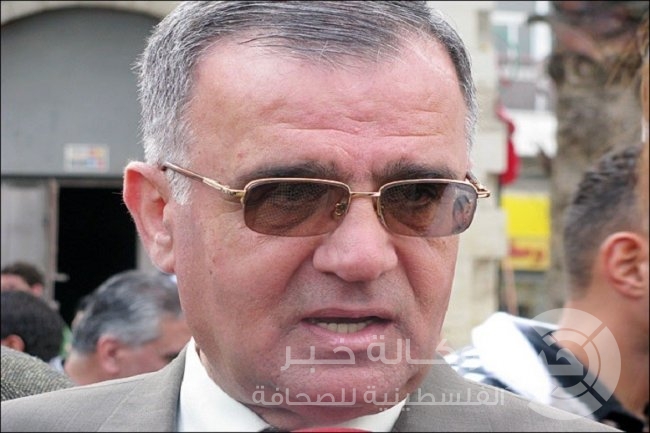 "فتح" تؤكد تمسكها بالرئيس عباس رئيسا لها