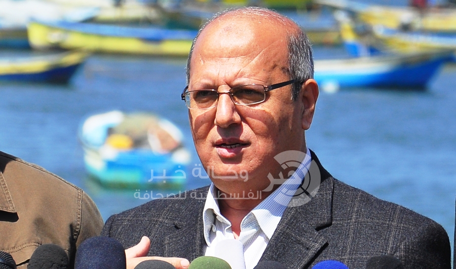 الخضري: سكان غزة لا يرون الكهرباء لمدة تفوق 18 ساعة يومياً