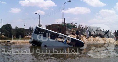 مصرع قرابة 26شخصا بسقوط حافلة في "ترعة المريوطية"