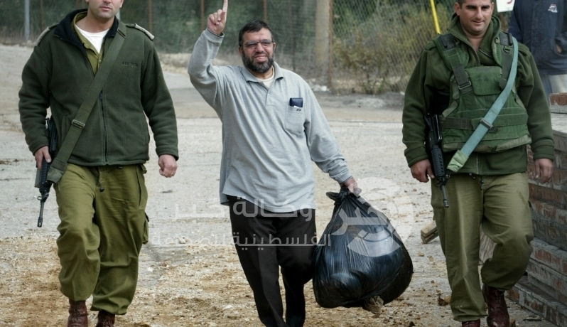 قراراً يقضي بعدم تجديد الاعتقال الإداري بحق النائب " حسن يوسف"