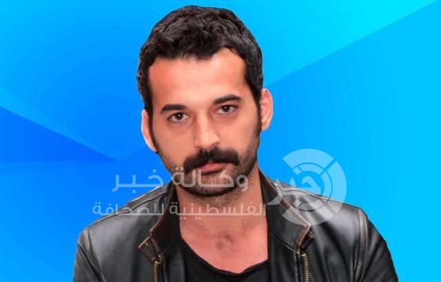 الفنان التركي أورهان شيمشيك يقتل والده ب32 طعنة ويسلم نفسه للشرطة