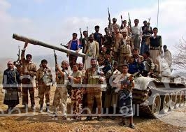 التحالف يقطع إمدادات الحوثيين جوا وبحرا