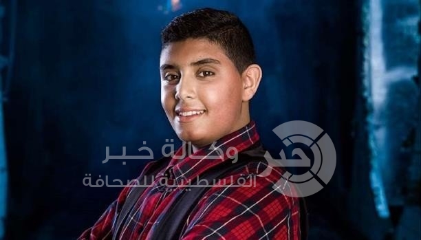 بالفيديو.. فتى فلسطيني يأسر قلوب الدنماركيين في برنامج غنائي