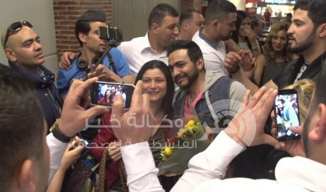 تامر حسني يتسبب في حصول أزمة في مطار بروكسل