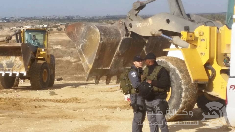 الاحتلال يهدم بيوت قرية العراقيب في النقب الفلسطيني المحتل للمرة الـ90.