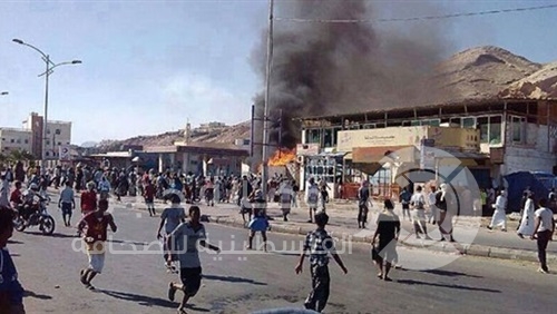 اشتباكات بعدن وإب وتعز والتحالف يقصف الحوثيين بصنعاء