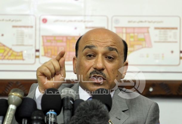 الحساينة: عدم تسليمنا للمعابر سبب في بطء الإعمار