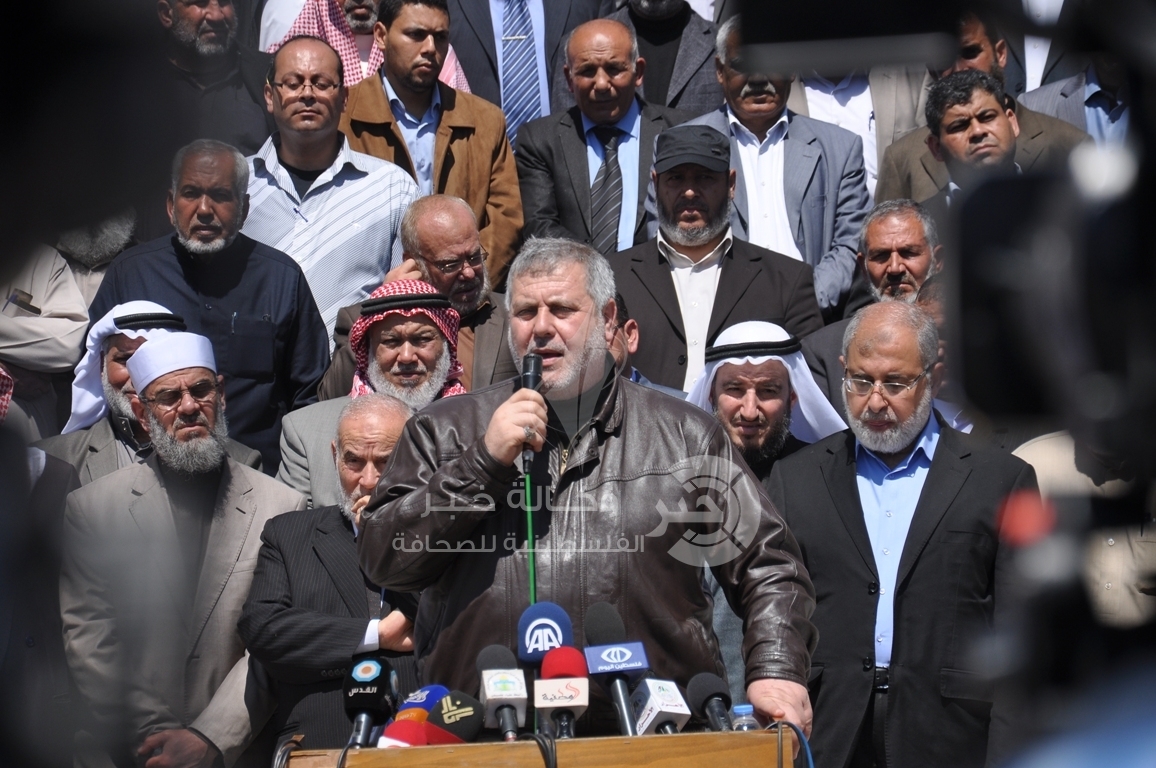 بالصور :البطش: أخرجوا من مخيم اليرموك ودعوا اللاجئين ولا تحرزوا انتصارات وهمية هناك