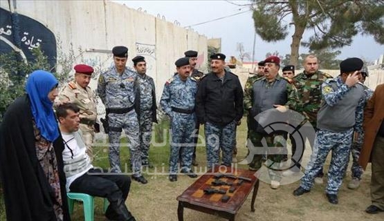 الجيش العراقي يعتقل 17 فرداً من داعش هربوا من المعركة بزي نساء