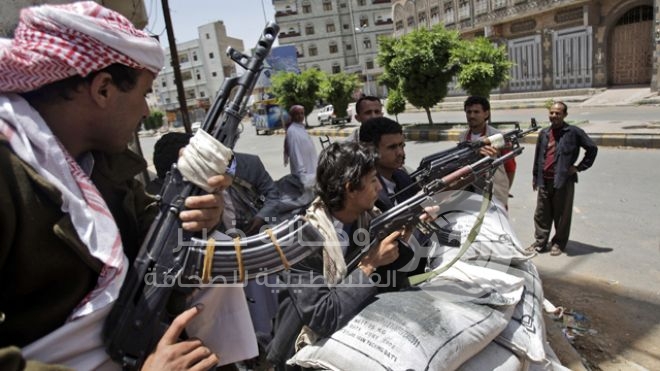 استمرار الاشتباكات و التحالف يبحث هدنة إنسانية باليمن