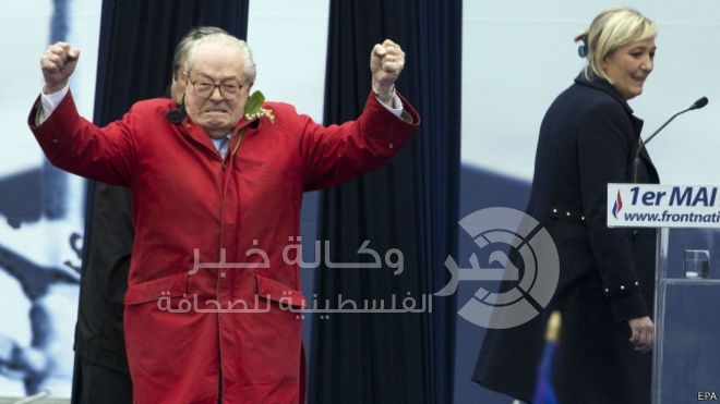 لوبان يشكل "مجموعة سياسية"جديدة في فرنسا