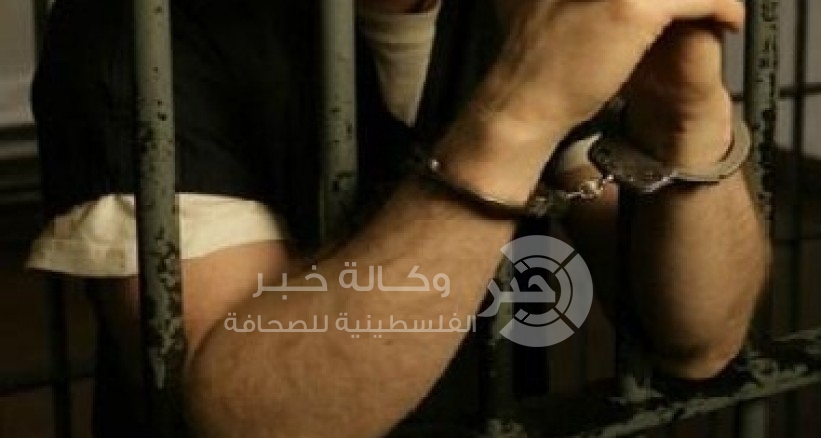 محاكم ‏الاحتلال تمدد اعتقال (47) أسيراً