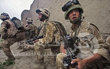 بريطانيا تأمر جنودها بالانتحار في حال أسرهم داعش